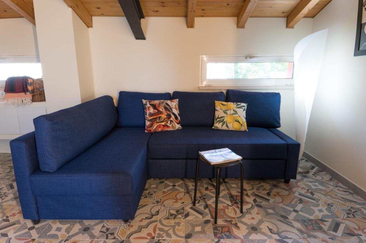 Apartment Silvana - Giulia & Michela With Terrace & Parking